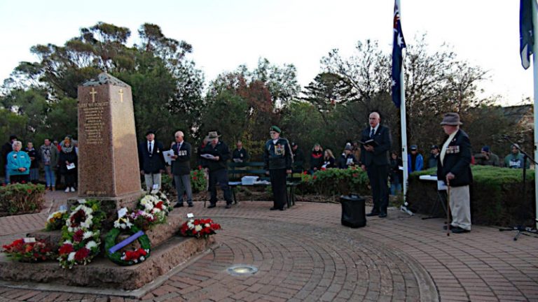 ANZAC Dawn Service at Eudunda on 25th April 2021 was well attended