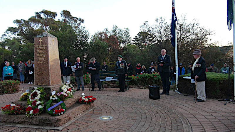 Andrew Partington & John Stephens lead the service at ANZAC Dawn Service