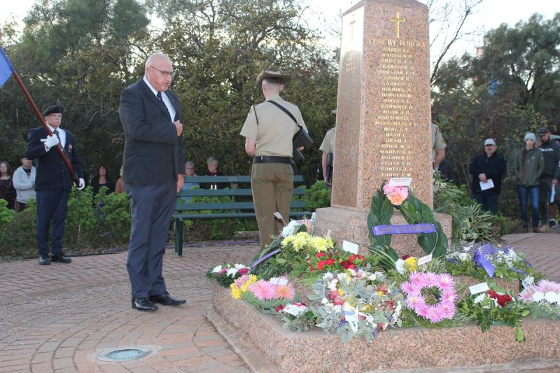 ANZAC Dawn Service Eudunda, many weaths were laid in remembrance